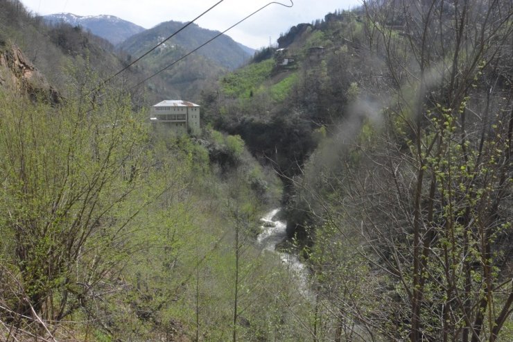 Trabzon’da ’Uçurumun Kenarındaki Okul’ Yeni Yerine Taşınacak