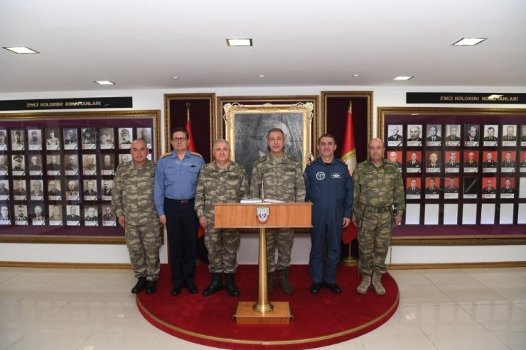 Orgeneral Akar, 1.ordu Komutanlığında İncelemelerde Bulundu