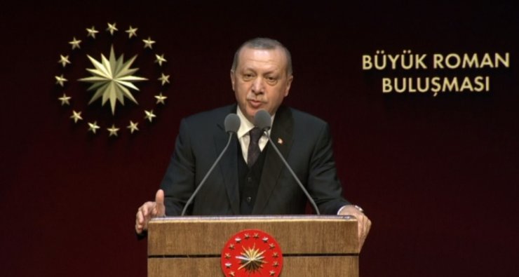 Romanlar Cumhurbaşkanlığı Külliyesinde
