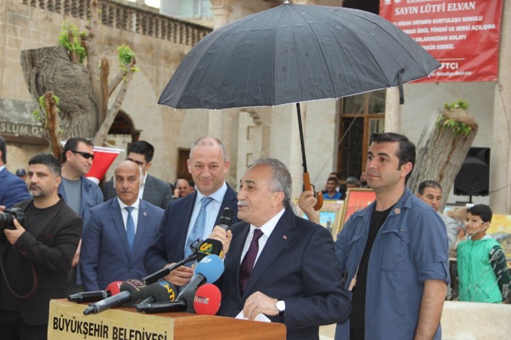 "98 Yıl Önce Olduğu Gibi ..."