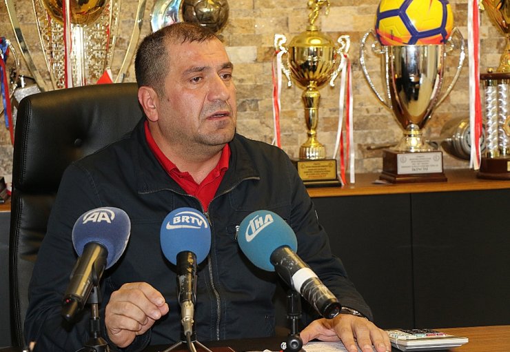 "Türk Futbolunun Katili Başkanlar Ve Yöneticilerdir"