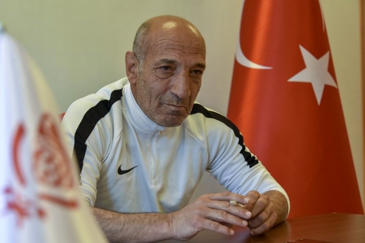 Gümüşhanespor Teknik Direktörü Ziya Doğan’dan Basın Toplantısı