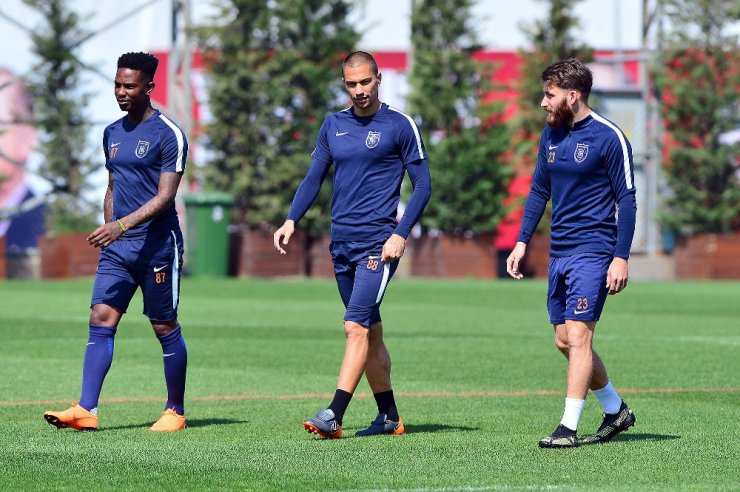 Başakşehir Galatasaray Maçı Hazırlıklarını Sürdürüyor