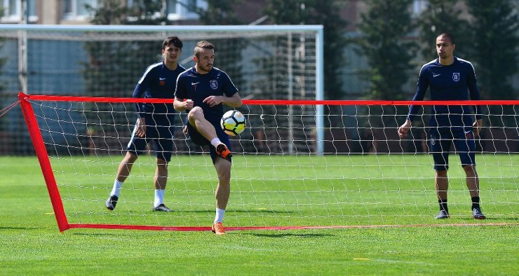 Başakşehir Galatasaray Maçı Hazırlıklarını Sürdürüyor