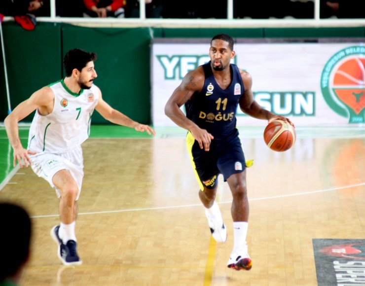 Fenerbahçe Doğuş Farklı Yendi
