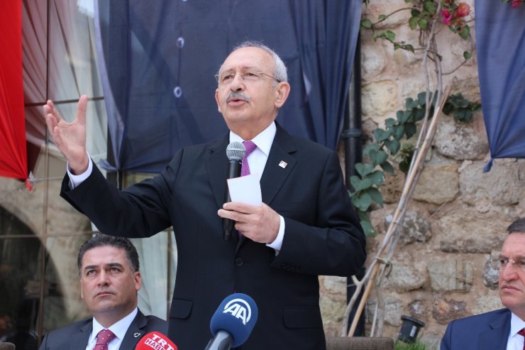 "Karşılıklı Güç Gösterisi Yapıyorlar"