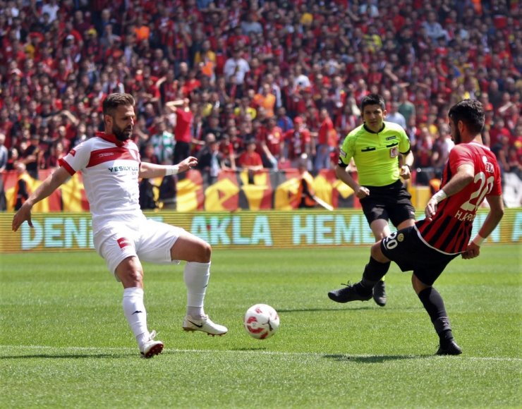 Eskişehirspor Samsunspor’a Patladı