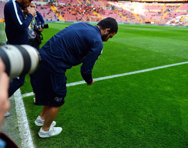 Arda Turan Islıklandı