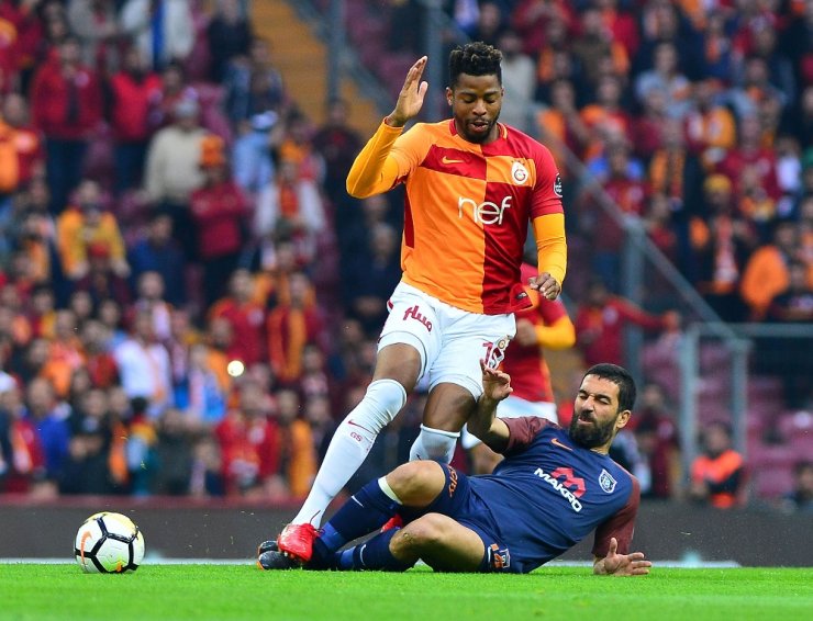 İlk Yarıda Gol Sesi Çıkmadı
