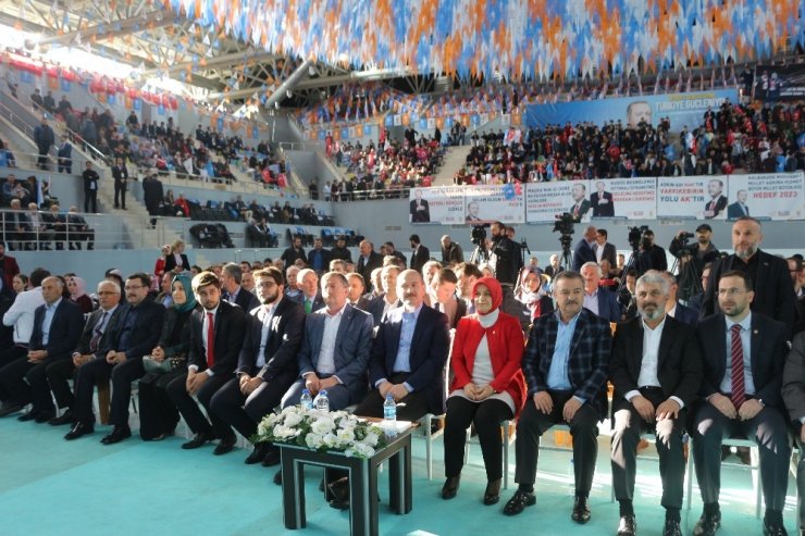 Bakan Soylu: "Bu Millet İnsanlığını Döviz Kuruna Satmaz"