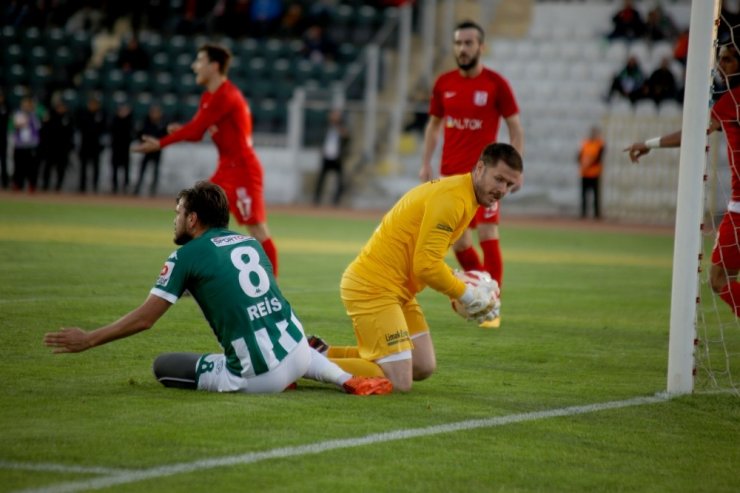 Spor Toto 1. Lig: Akın Çorap Giresunspor: 1 - Balıkesirspor Baltok: 0