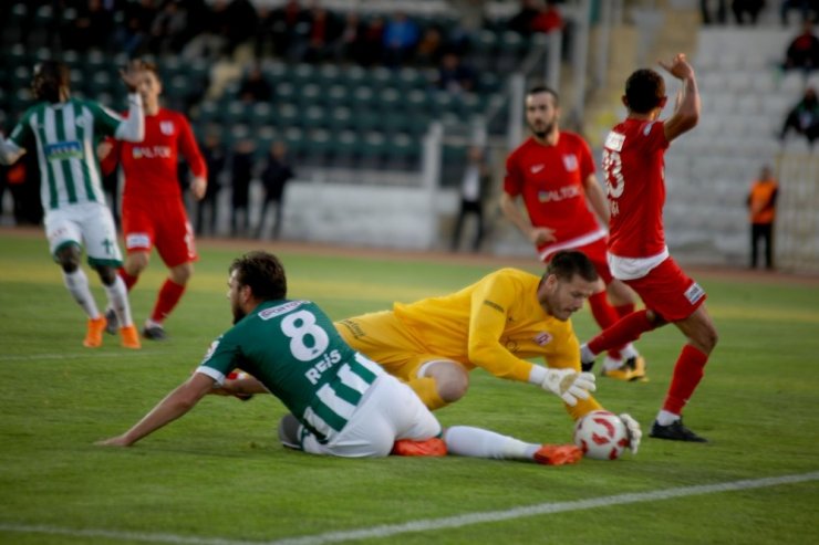 Spor Toto 1. Lig: Akın Çorap Giresunspor: 1 - Balıkesirspor Baltok: 0