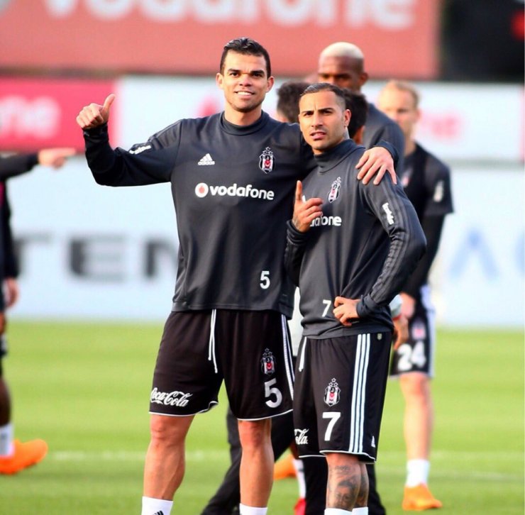 Beşiktaş, Fenerbahçe Maçı Hazırlıklarını Sürdürdü