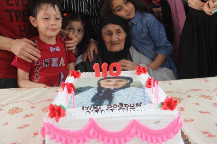110 Yaşındaki Kadına Doğum Günü Sürprizi