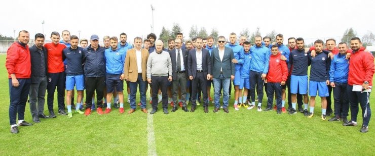 Trabzonspor Yönetimi, 1461 Trabzon’u Ziyaret Etti