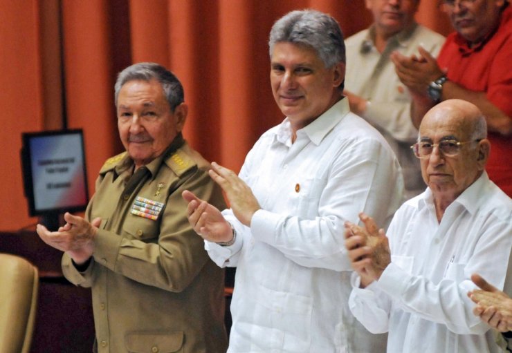 Küba’nın Yeni Lideri Diaz-canel Oldu