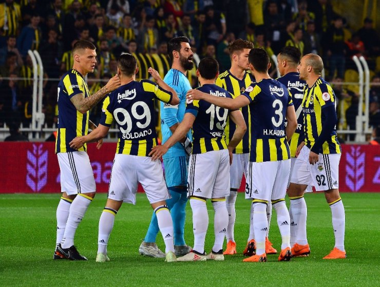 İlk Yarıda Gol Yok