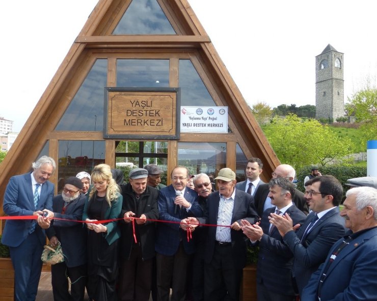 Trabzon’da Yaşlılar İçin Örnek Bir Merkez Oluşturuldu