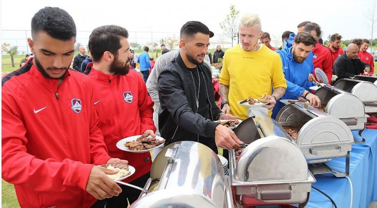 Trabzonspor’da Barbekü Partisi Yapıldı