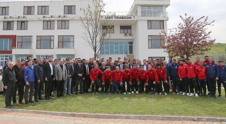 Trabzonspor’da Barbekü Partisi Yapıldı