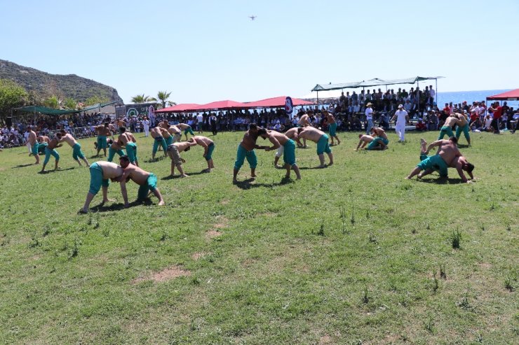 Antalya’da Başpehlivan Ali Gürbüz Oldu
