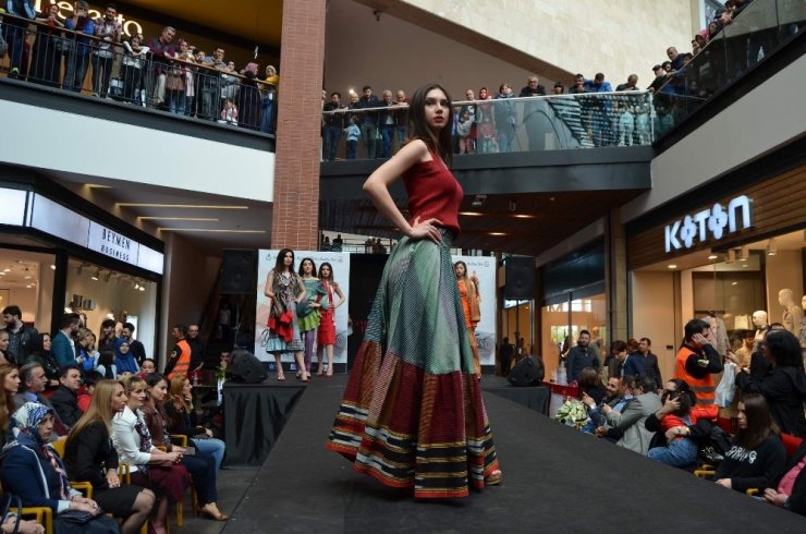 Trabzon’da “Yedi Bölge Moda İçin El Ele” Defilesi