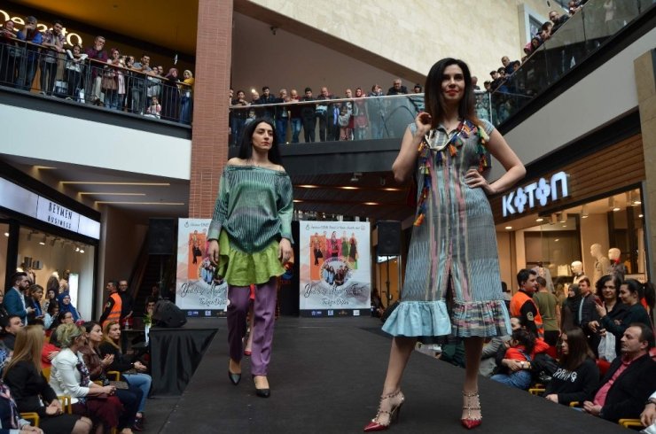 Trabzon’da “Yedi Bölge Moda İçin El Ele” Defilesi