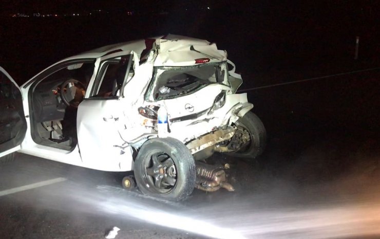 Ambulans İle Otomobil Çarpıştı: 1 Ölü, 3 Yaralı