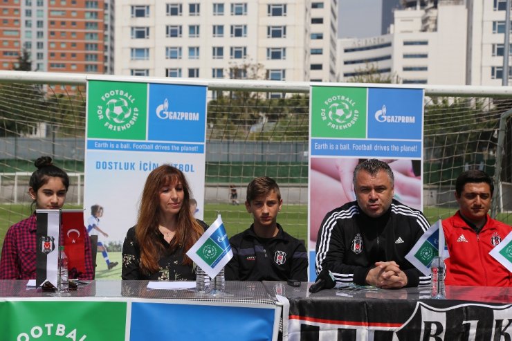 Beşiktaş, Futbol Ve Dostluk Günü Kutlamalarına Ev Sahipliği Yaptı