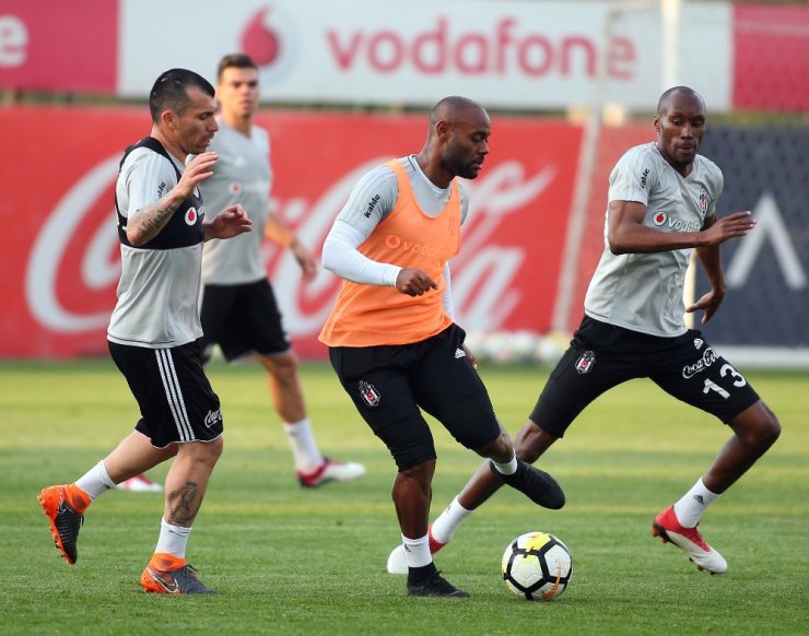 Beşiktaş, Taktik Ve Kondisyon Çalıştı