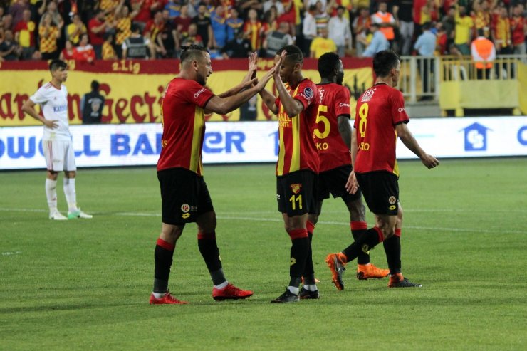 Göztepe Gol Oldu Yağdı