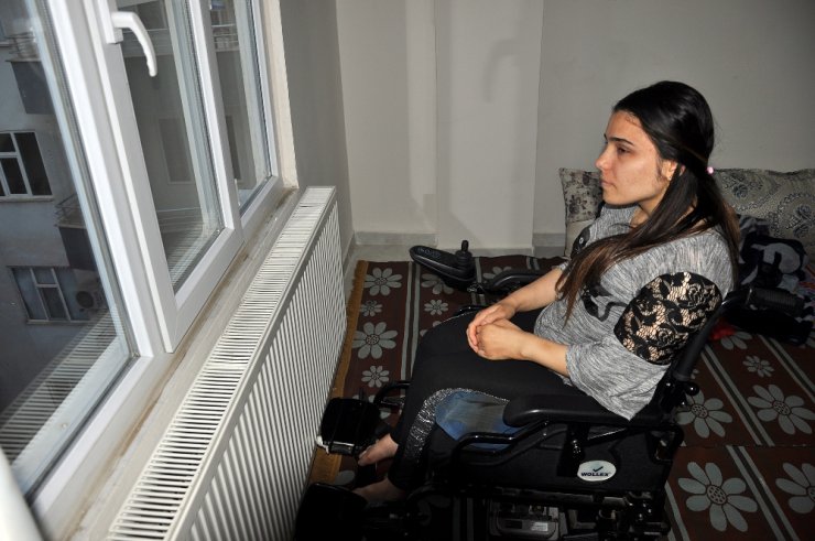 Yürüyerek Girdiği Ameliyattan Felçli Çıktı