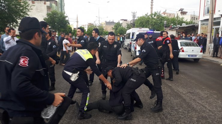 Yol Verme Kavgasında Ortalık Karıştı