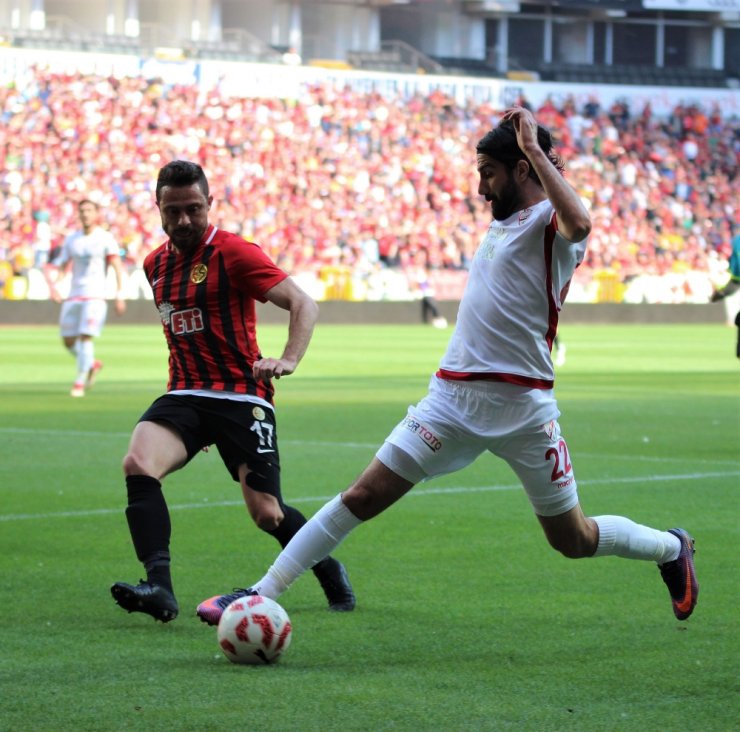 Eskişehir’de 4 Gol Var, Kazanan Yok