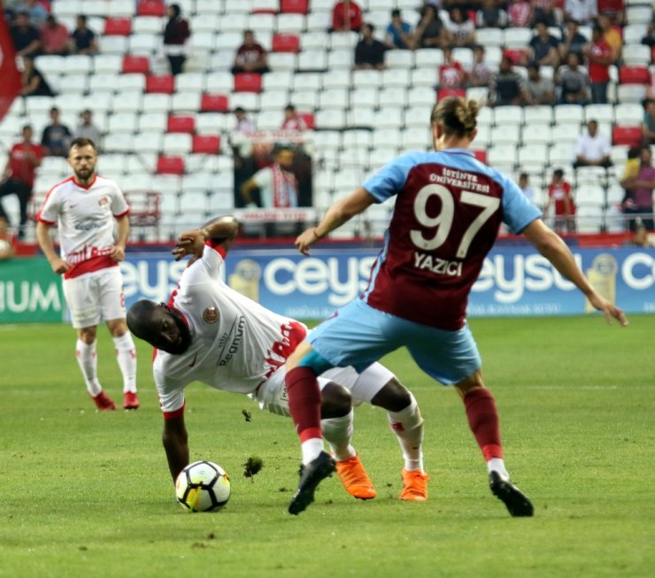 İlk Yarıda Karşılıklı Gol