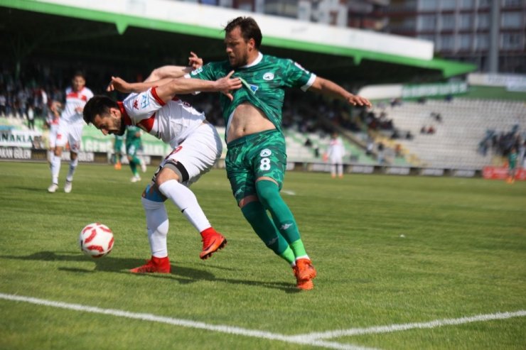 Spor Toto 1. Lig: Akın Çorap Giresunspor: 2 - Samsunspor: 1