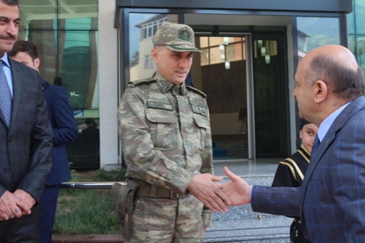 Başbakan Yardımcısı Fikri Işık Artvin’de