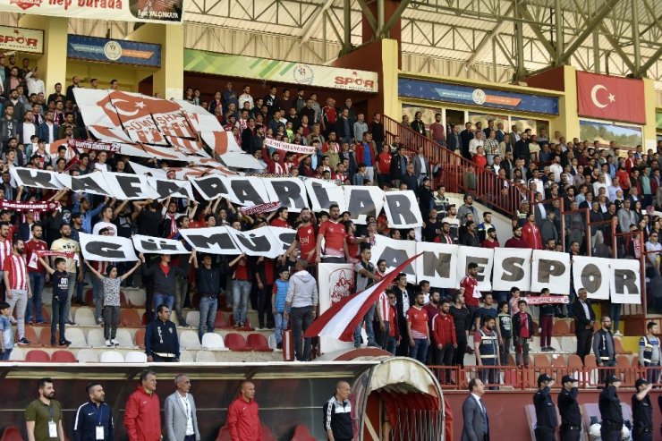 Tff 2. Lig: Gümüşhanespor: 3 - Nazilli Belediyespor: 1