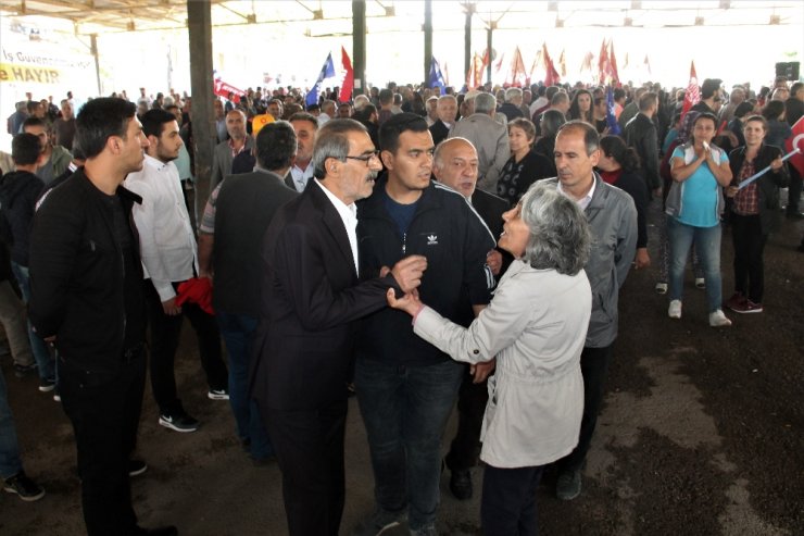 Hdp’li Vekil Chp’yi Eleştirdi, Chp’liler Alanı Terk Etti