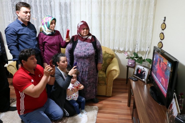 Rıza Kayaalp Ailesinin Sevinç Kaynağı Oldu