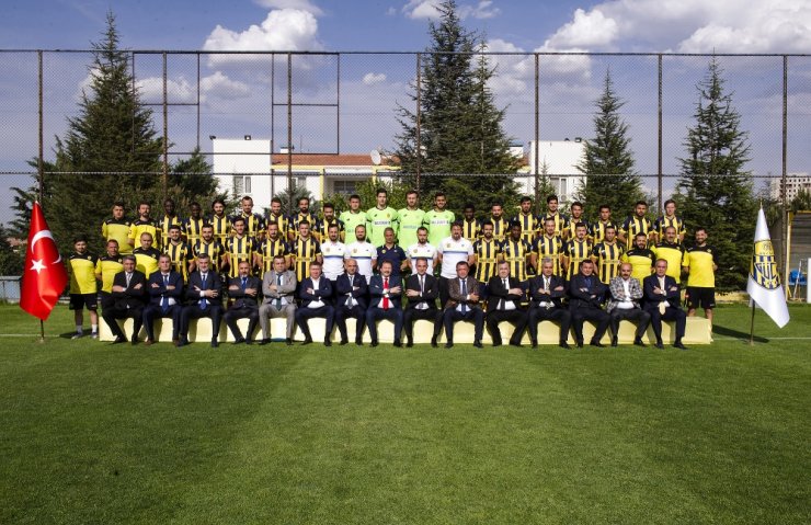 Mke Ankaragücü’nden İha’ya Şampiyonluk Pozu