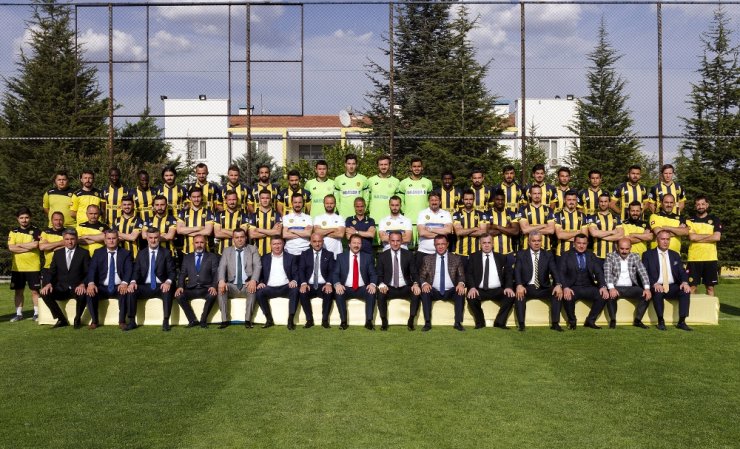 Mke Ankaragücü’nden İha’ya Şampiyonluk Pozu