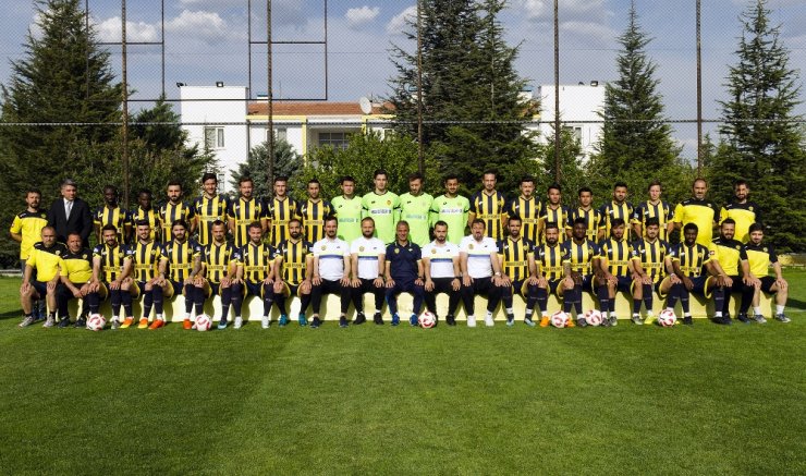 Mke Ankaragücü’nden İha’ya Şampiyonluk Pozu
