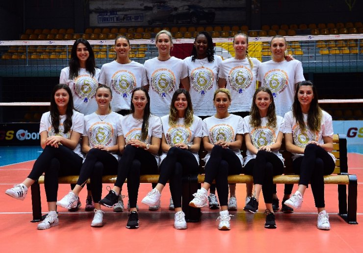 Dişi Aslanlar Final-four Öncesi Basınla Buluştu