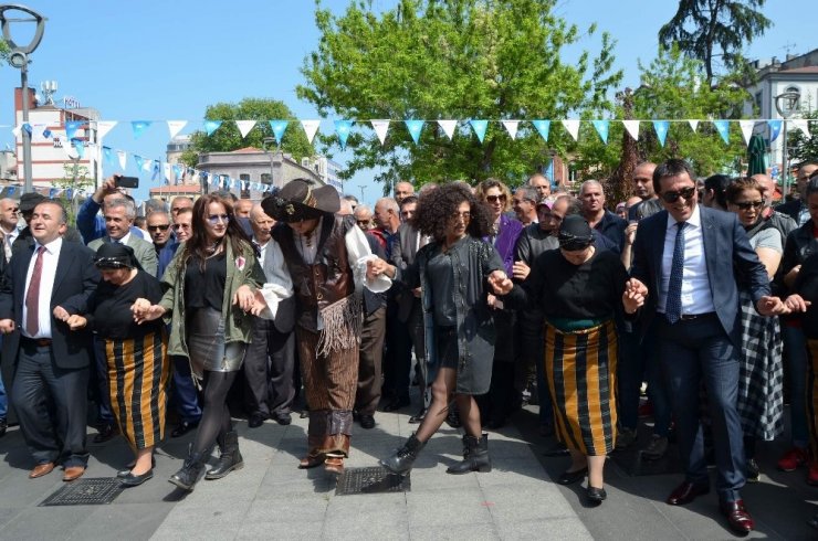 19. Uluslararası Karadeniz Tiyatro Festivali Trabzon’da Başladı
