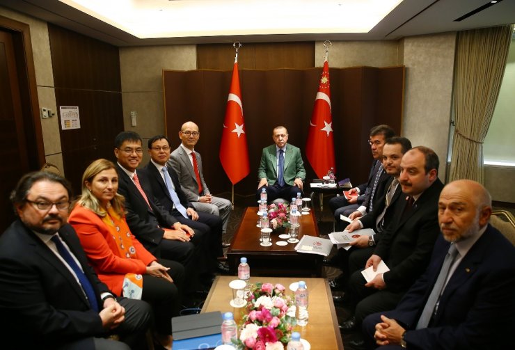 Erdoğan, Lg Firması Yöneticilerini Kabul Etti