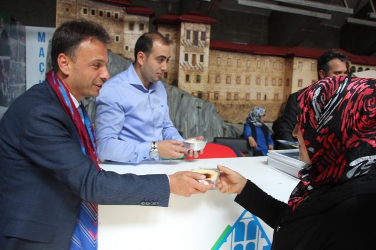 Ankara’daki Trabzon Günlerinde Hamsiköy Sütlacı İzdihamı