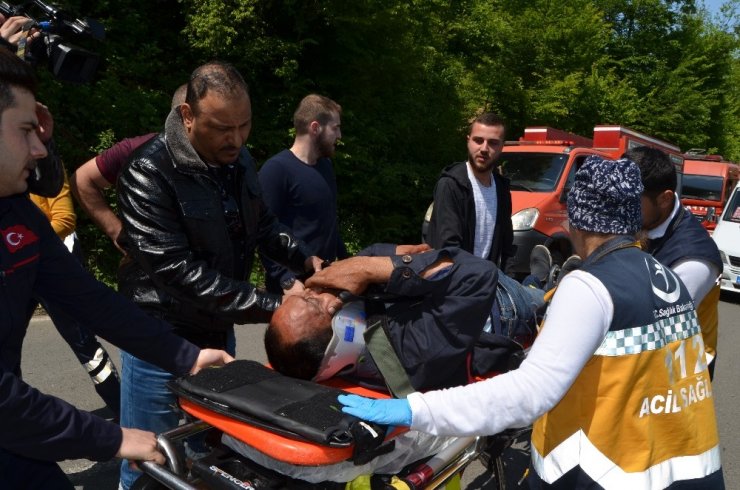 Trabzon’da Arap Turistlerin İçinde Bulunduğu Otomobil Fındık Bahçesine Uçtu: 2 Yaralı