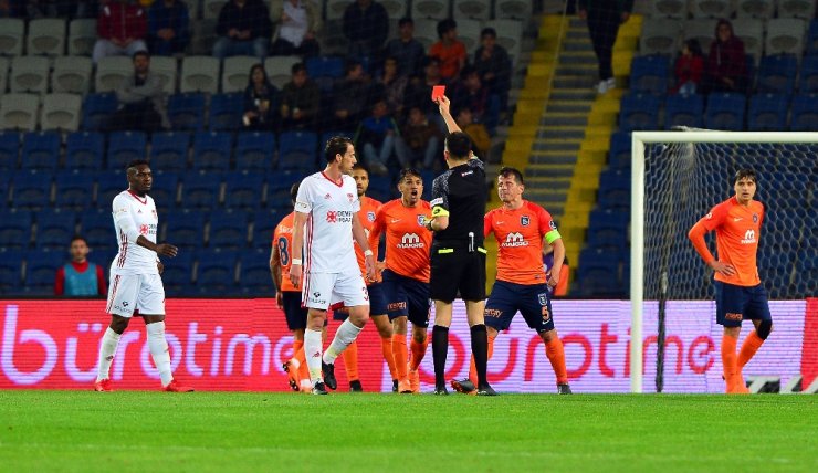 İlk Yarıda Tek Gol Var