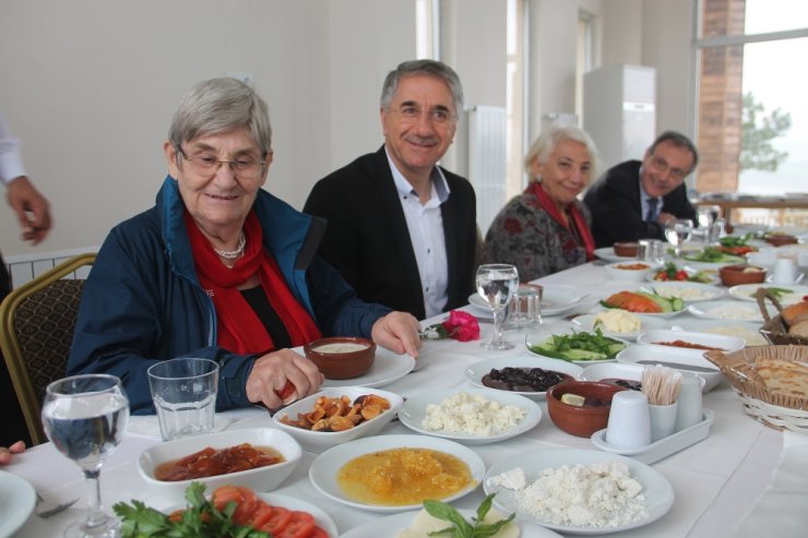 “Kurtlu Elma Yiyebilirsiniz”